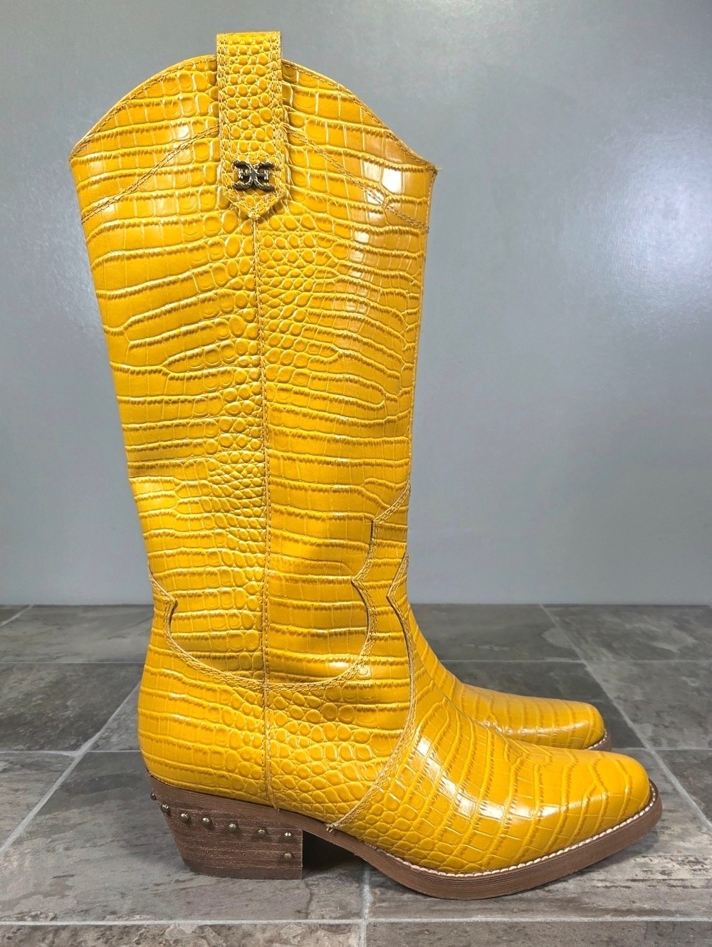 SAM EDELMAN OAKLAND YELLOW CROC EMBOSSED LEATHER WESTERN BOOTS.